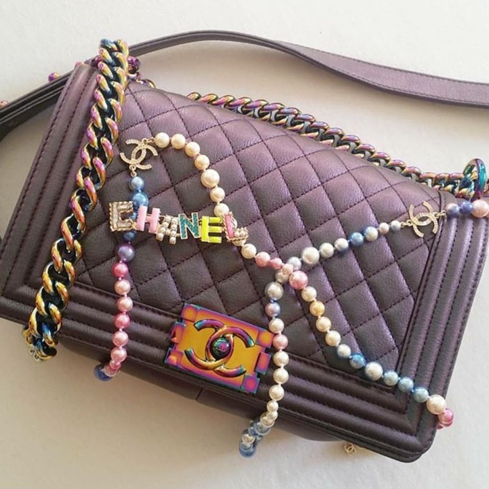 Meet your posher, Coco